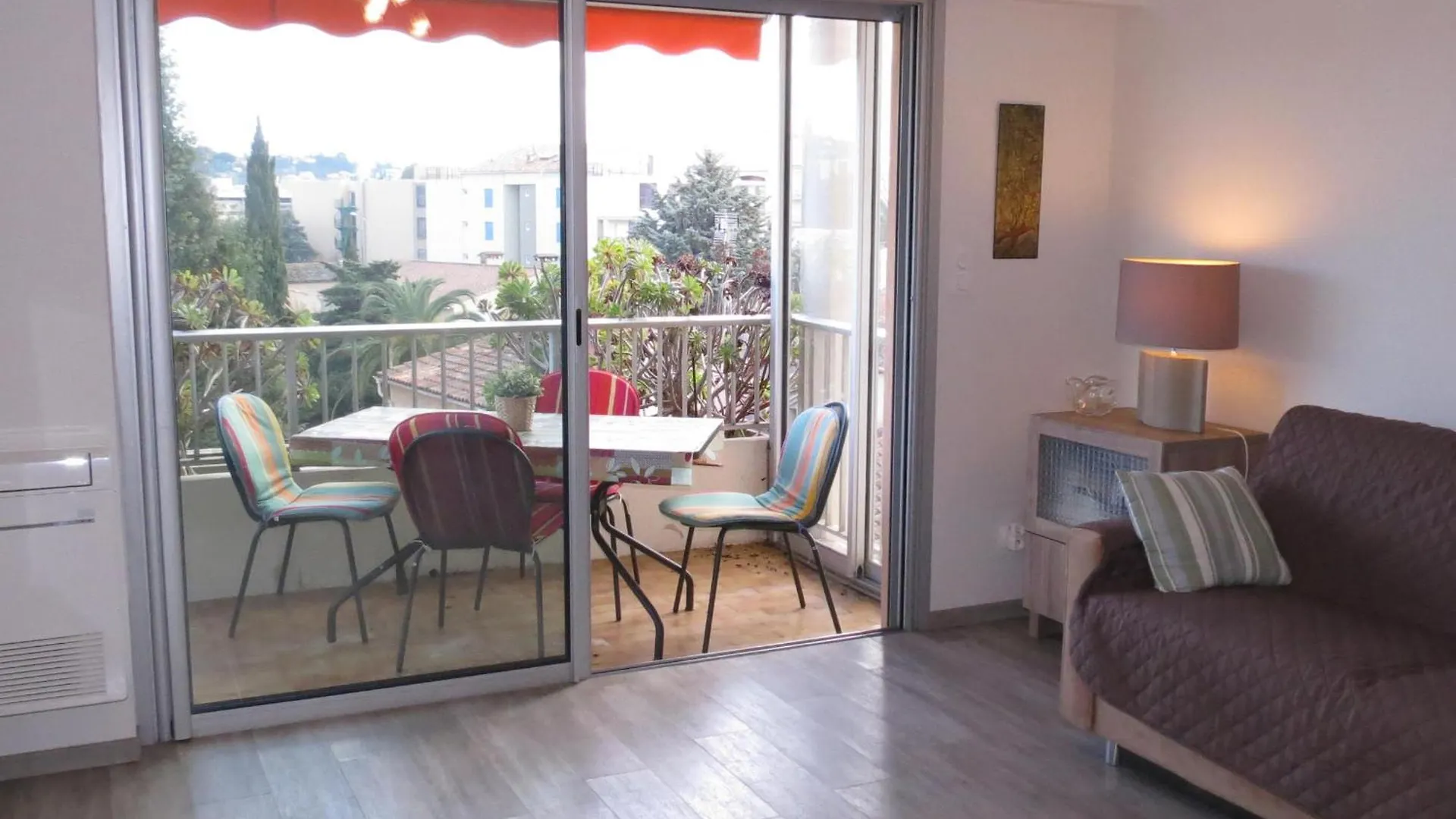 Appartement 2P Climatise Avec Parking, Piscine, Proche Plages Et Commerces A Sainte-Maxime - Fr-1-780-63 Franciaország